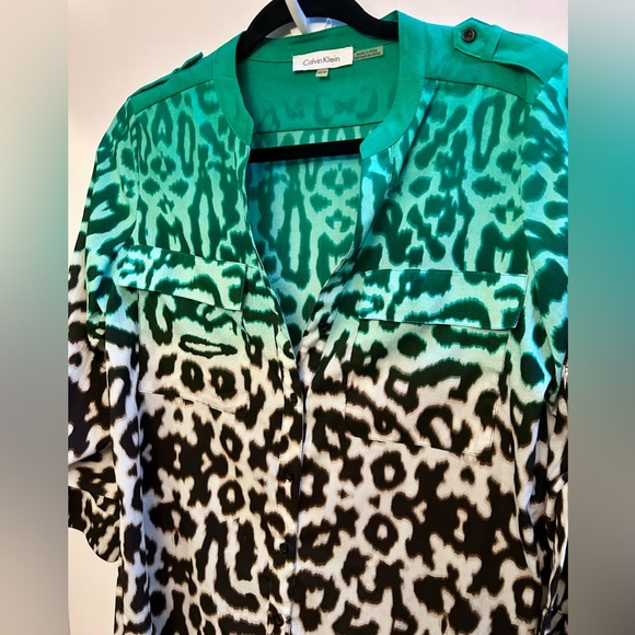 Calvin Klein Teal & Black Leopard Ombré Blouse buttoned Sleeve - Picture 4 of 9
